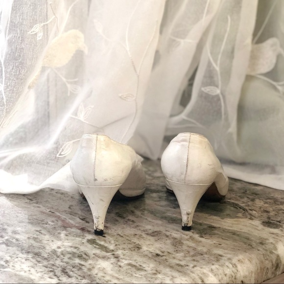 SOLD | CHANEL Black White Heels 6.5 - Picture 10 of 10